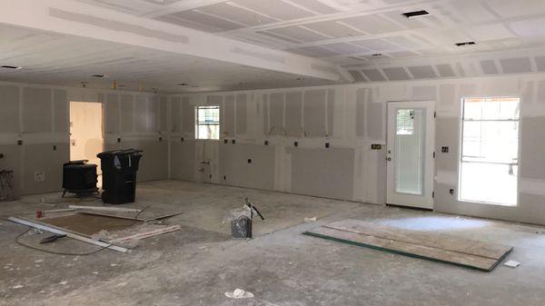 Lopez Custom Homes Drywall