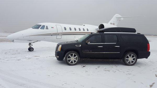 Luxury Transportation Services Airport transportation Vail