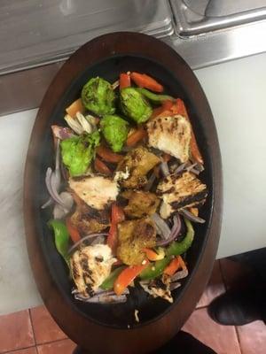 MIX GRILLED CHICKEN PLATTER.....YUMMY....