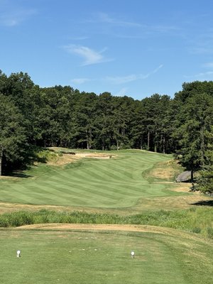 Eagle Ridge hole #1 on Ridge course