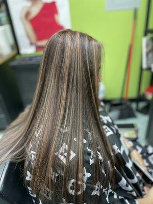 Highlights with base color