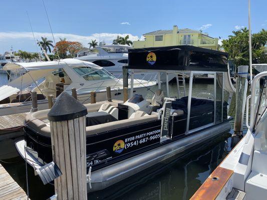 BYOB party pontoon boat