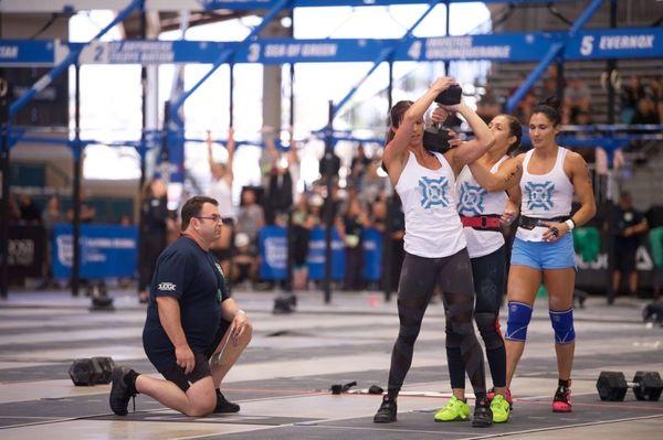 Coach Chelsea passing off the work at CrossFit Regionals....