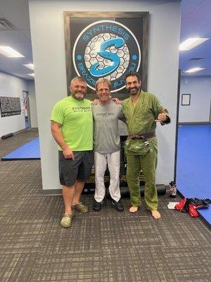 Dropped in Synthesis BJJ for a few days while I was in Rochester. Great coaching and facilities all around! Friendly and welcoming!