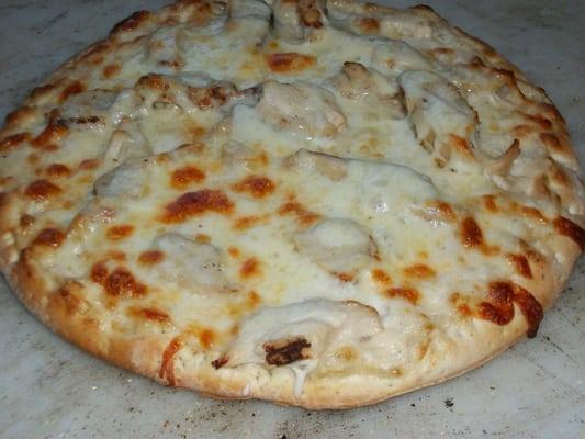 Chicken Garlic Alfredo Pizza