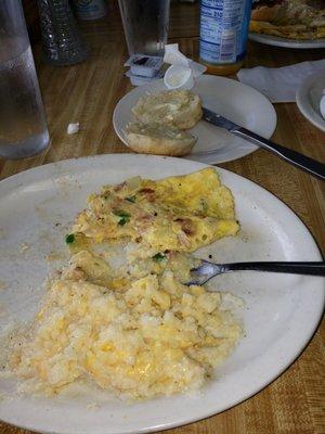 Western omelet with chees grits and homemade biscuit