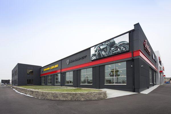 Midwest Signs Watchfire LED Message Center Installation at Flat Out Motorsports Completion