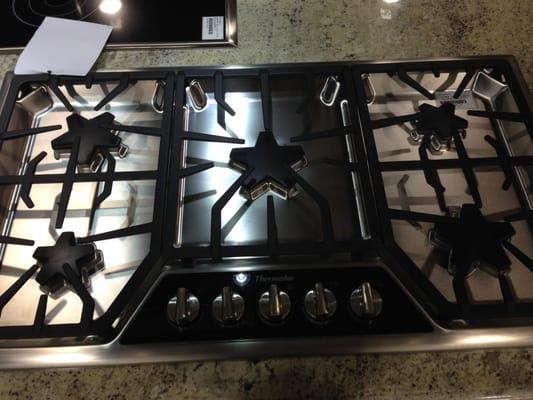 Thermador 36" Gass Cooktop with Signature Star Burners