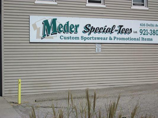 Meder Special Tees