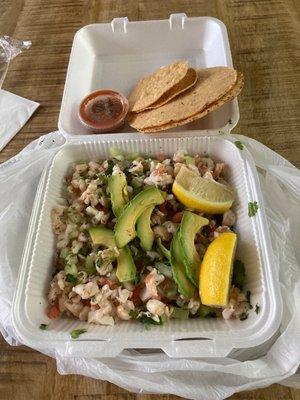 tacos y mariscos Las Adelitas