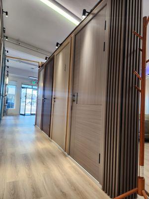 Showroom display interior door