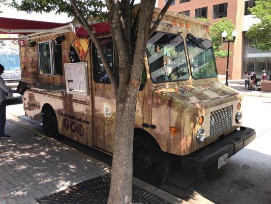 Cool food truck from Flavor.