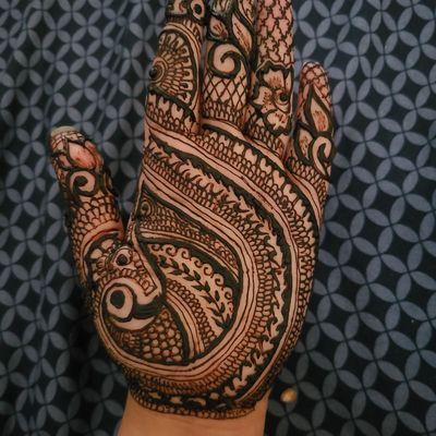 Sonia Designer Mehndi - Henna Artist