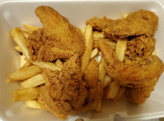 Chicken wings and fries. I asked for bbq sauce on the wings and fries, none given.