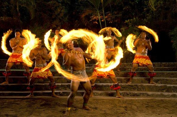 Super Fire Show and Luau in Oahu