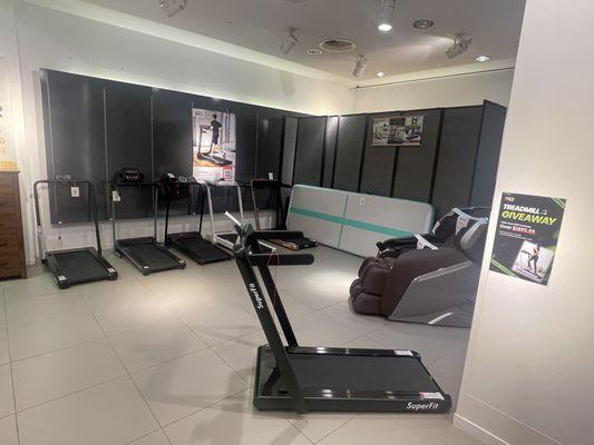 Foldable treadmill, available to pick up at store