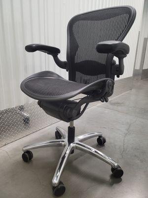 refurbished herman miller aeron office chair in polished aluminum base 3