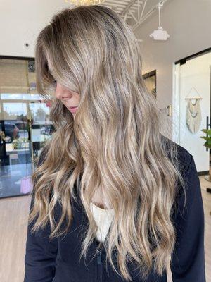 Bright dimensional blonde balayage