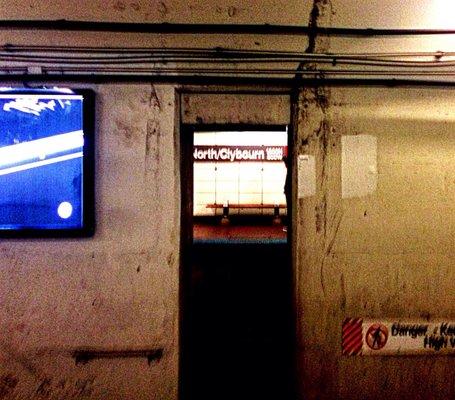 View through doorway to southbound train North & Clybourn.