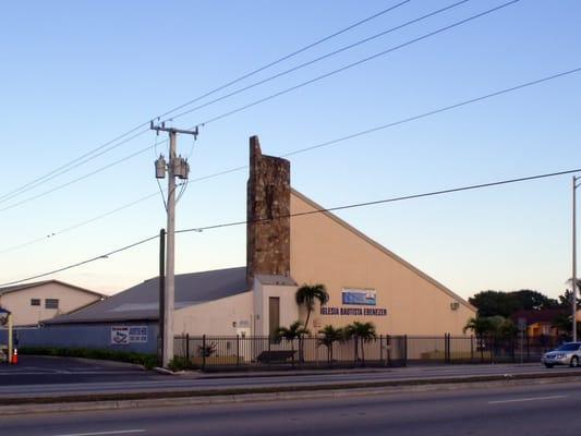 Iglesia Bautista Ebenezer Church