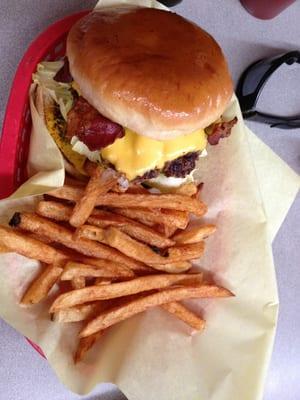 Outstanding burger and fries!!!