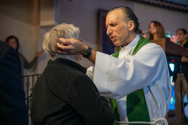 Praying church