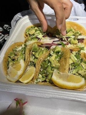 Lengua & Cabeza tacos