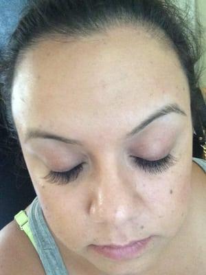 Eye lash extensions by Hanna