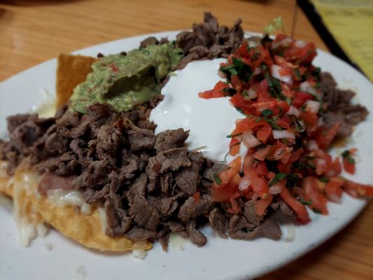 Super Nachos with Carne Asada