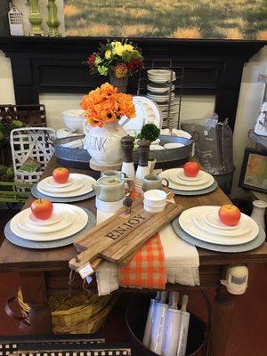 Need place-settings for your Thanksgiving table?