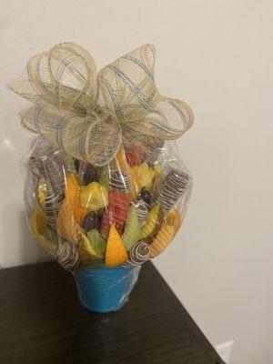 Encredible Flower arrangement with Dipped Rice Krispie Treats. (Customer Request) Packaged with  a Bow