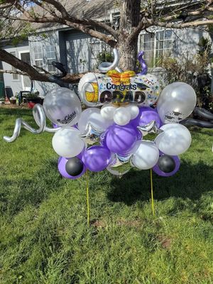 graduation balloon yard art