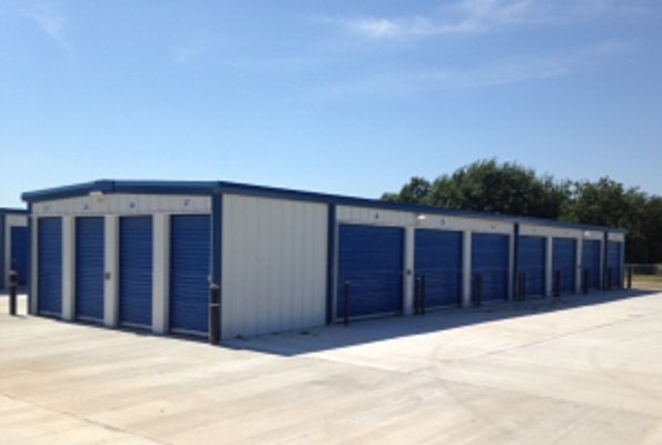 Beautiful nice new, clean Storage Units