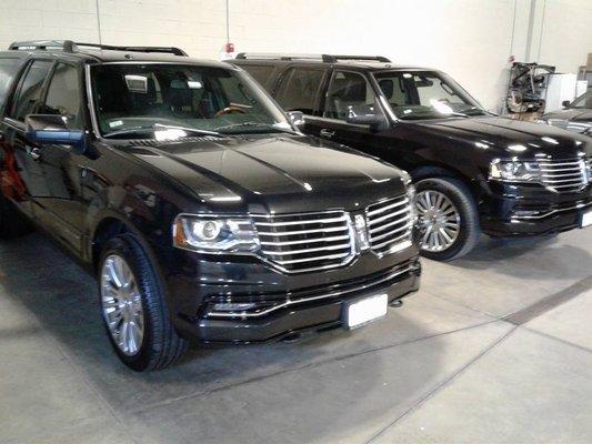 The Twins! Blackline Limousines Lincoln Navigators