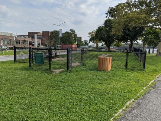 Octagon Dog Run, Roosevelt Island, NY