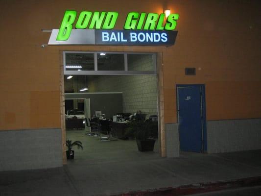 Located by the LA County Jail Bond Girls Bail Bonds can post bail bonds throughout the US.