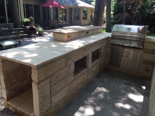 Outdoor kitchen install