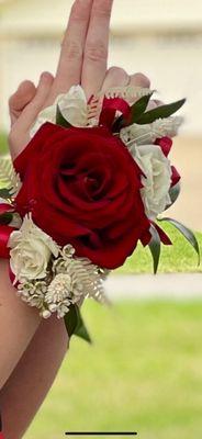 Wrist corsages