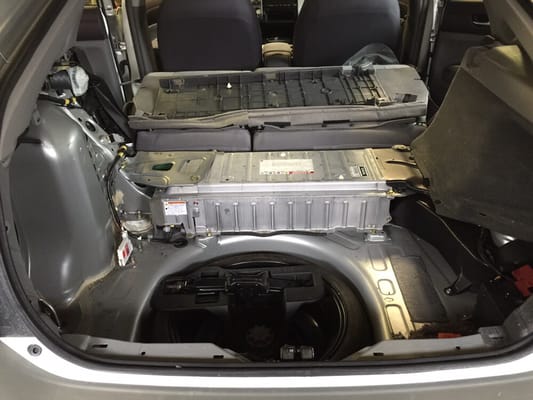 Toyota Prius high voltage battery replacement @Countryside Service Center