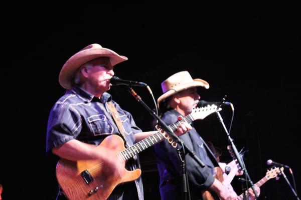 Bellamy Brothers Live at Dos Amigos - April 4th, 2016