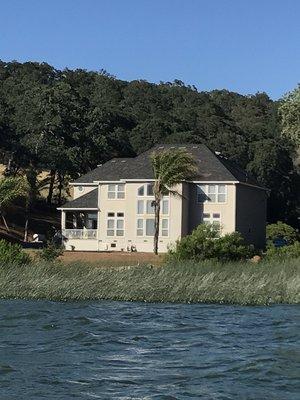 Beautiful lakefront Homes on Clearlake