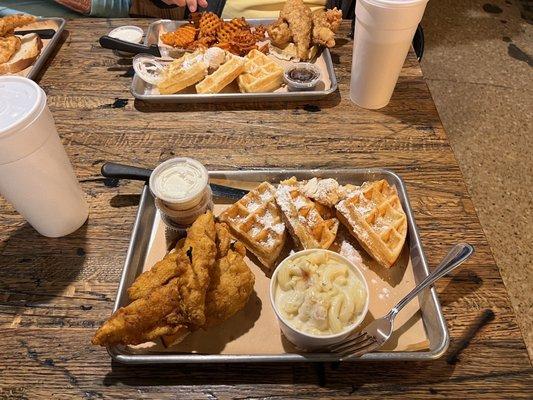 Chicken and waffles (medium heat), side of Mac n cheese