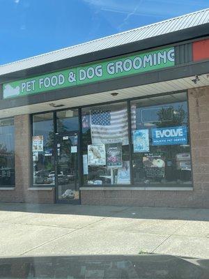 Steve's Pet Food Supls & Dog Grooming Inc