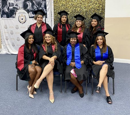 Nail Techs graduates