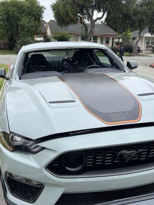 Windshield removed on the mustang