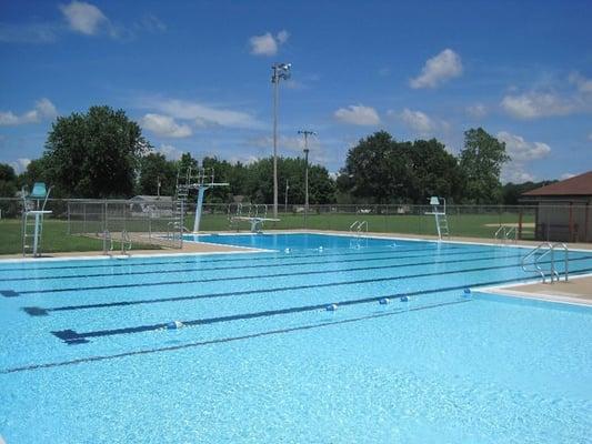 LaHarpe Park District Swimming Pool