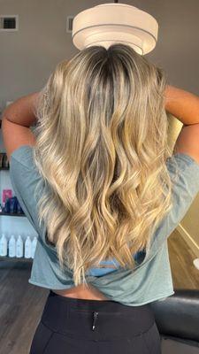 blonde highlights with root tap