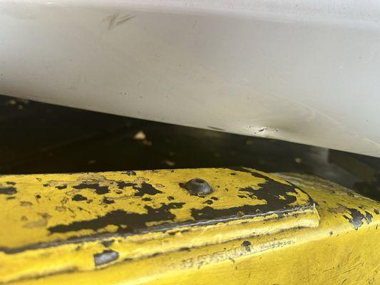 Driver side skirt