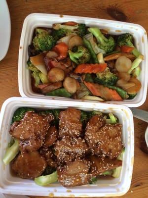 All vegetarian sesame "chicken" and vegetables, delicious!