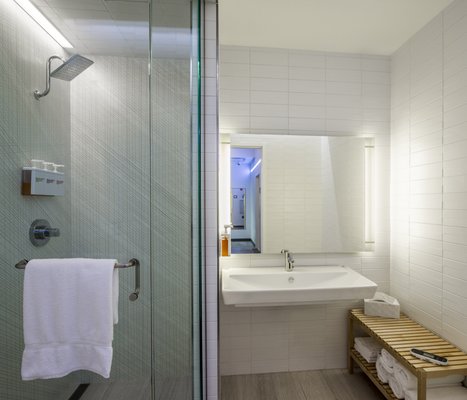 There are four reservable, private shower rooms-- each room has a shower, sink, and toilet. One of the rooms is ADA accessible.